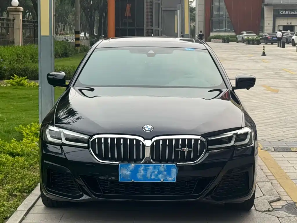 BMW 5 Series 2022