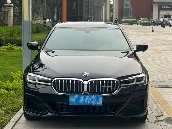 BMW 5 Series 2022
