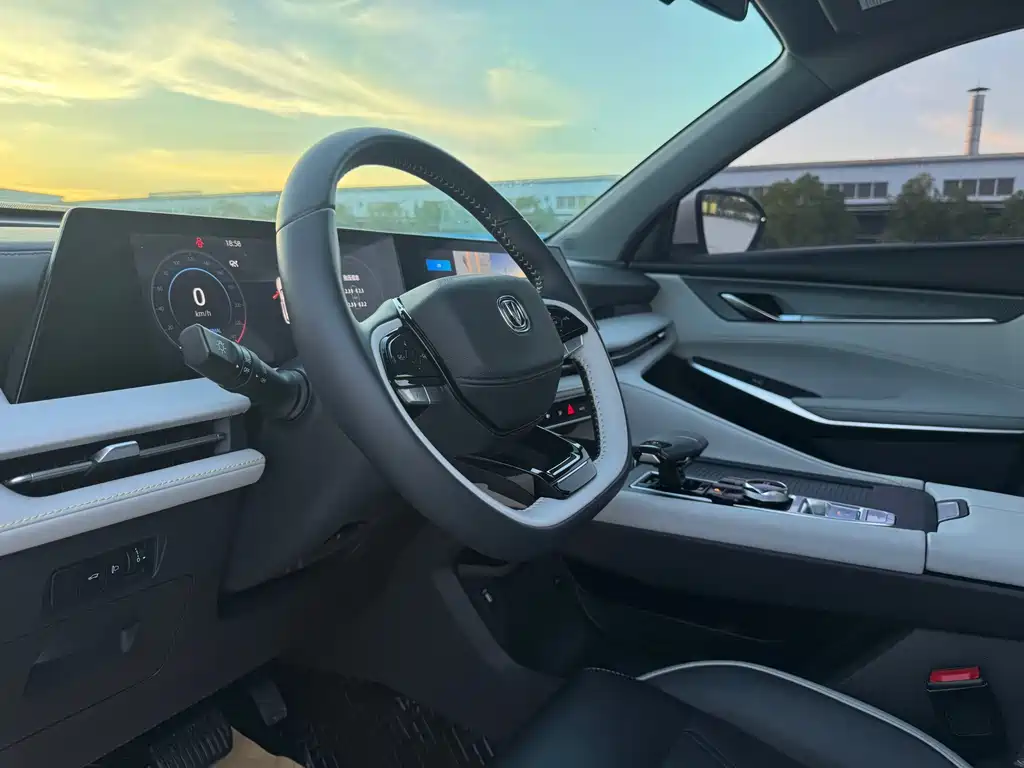 Changan CS75PLUS 2023 — фото 22