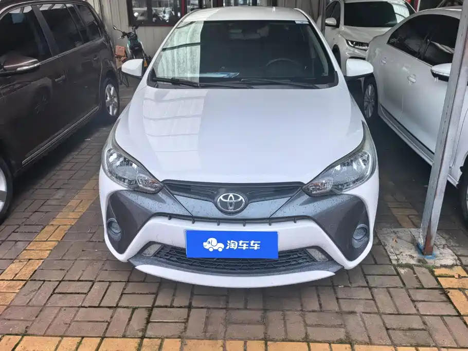 Toyota Yaris L 2017