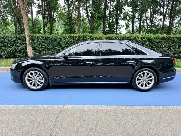 Audi A8 2015