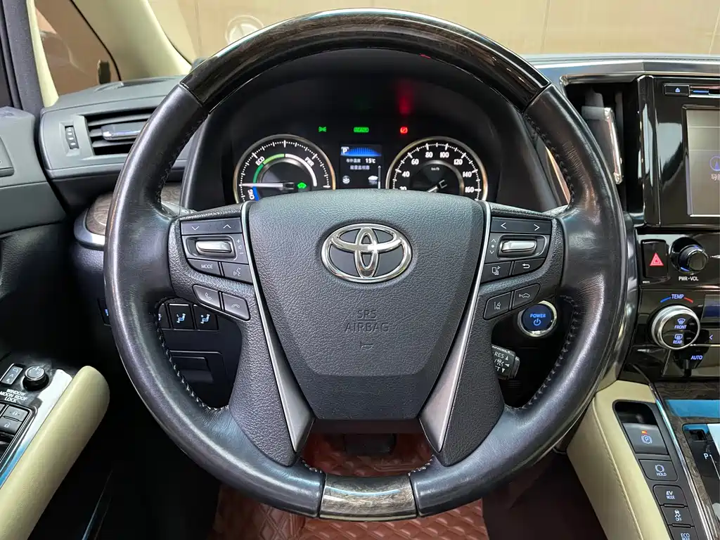 Toyota Vellfire 2020 — фото 10