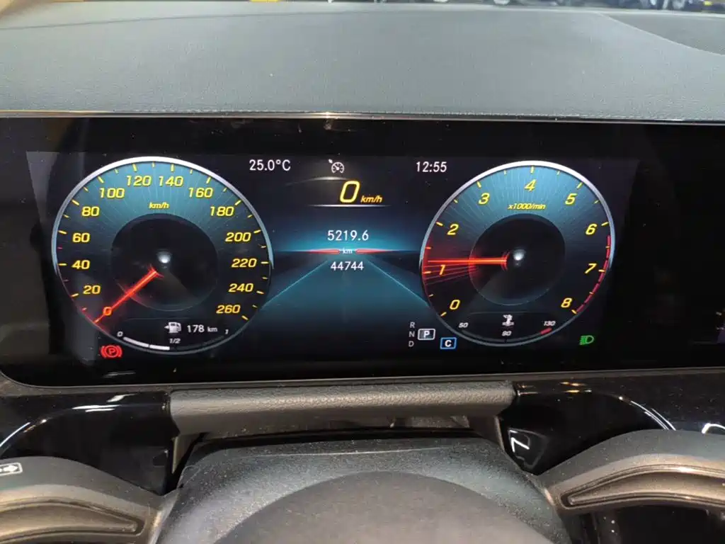 Mercedes-Benz GLA 2021 — фото 12
