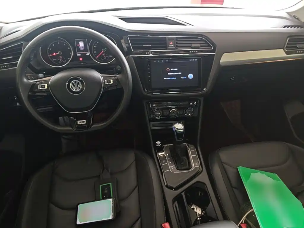 Volkswagen Tiguan L 2019 — фото 10