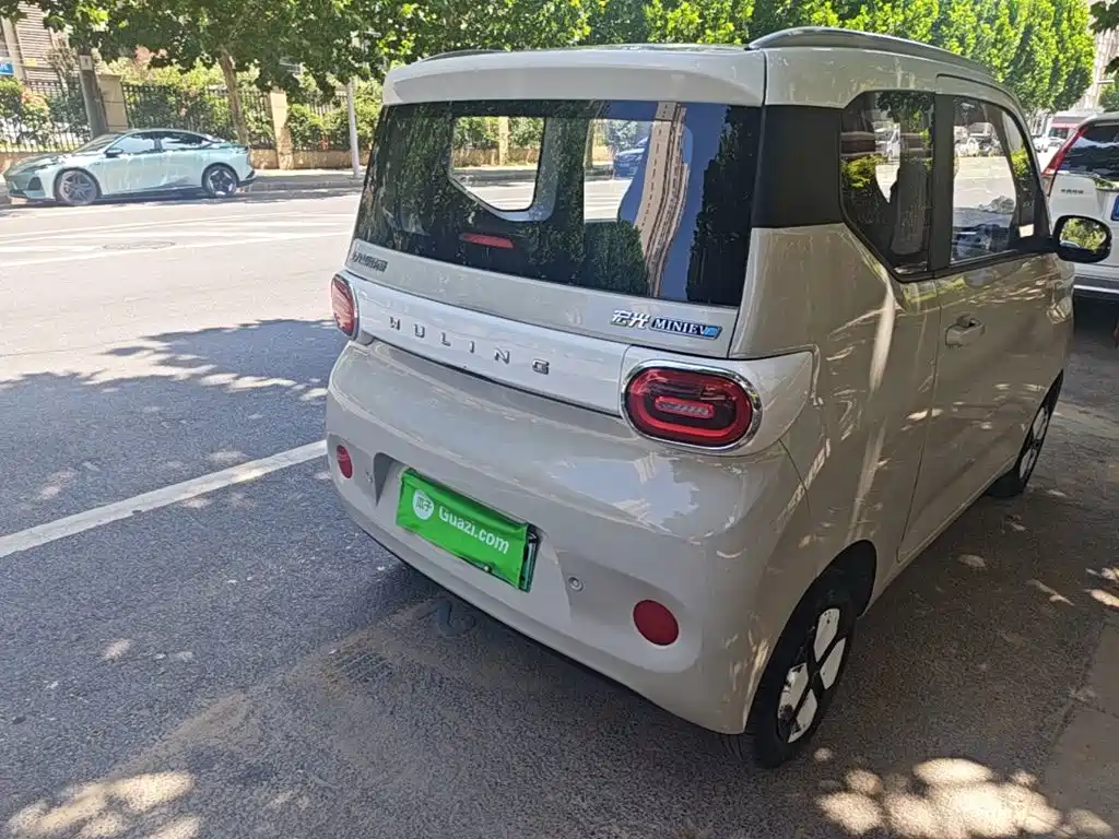 Wuling MINIEV 2024