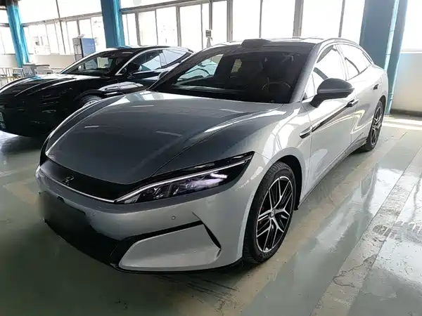 BYD Han L 2025