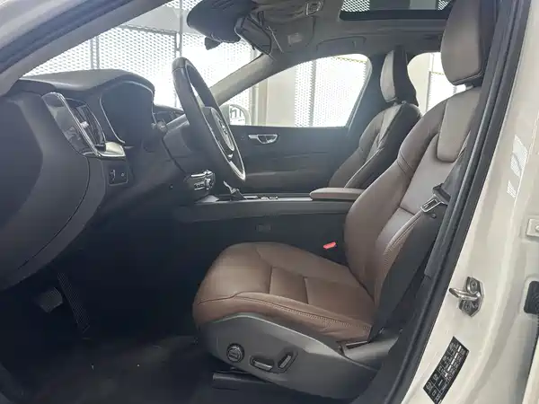 Volvo XC60 2020