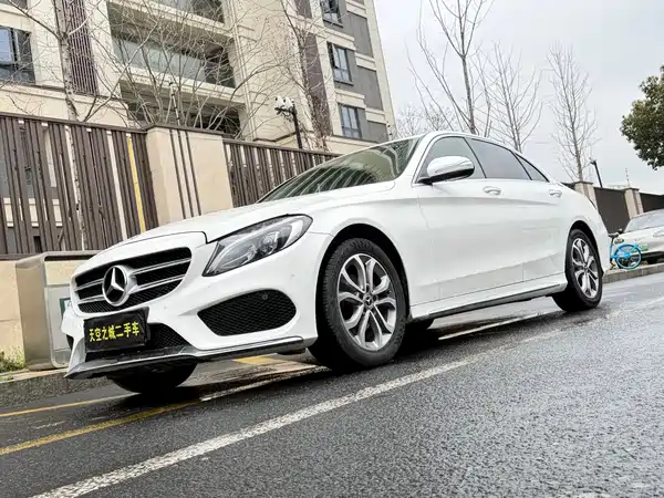 Mercedes-Benz C-Class 2017