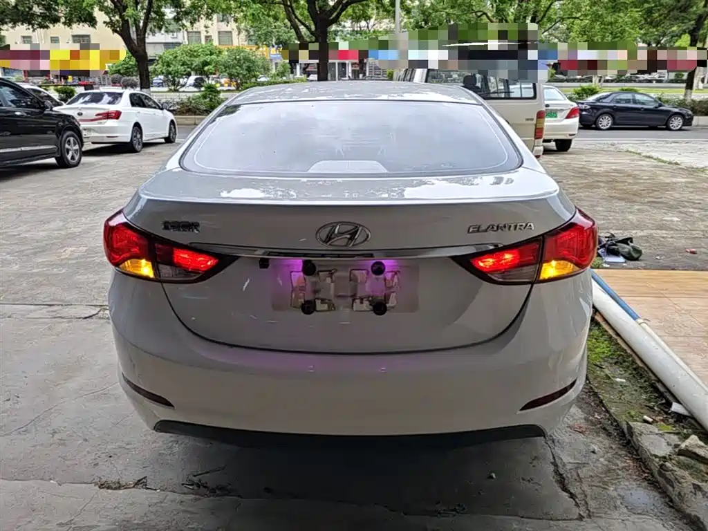 Hyundai Elantra Langdong 2017 — фото 6