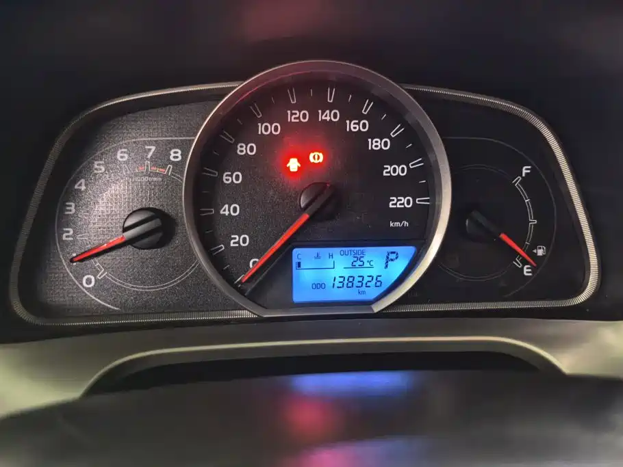 Toyota RAV4 2016 — фото 14