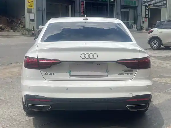 Audi A4L 2023