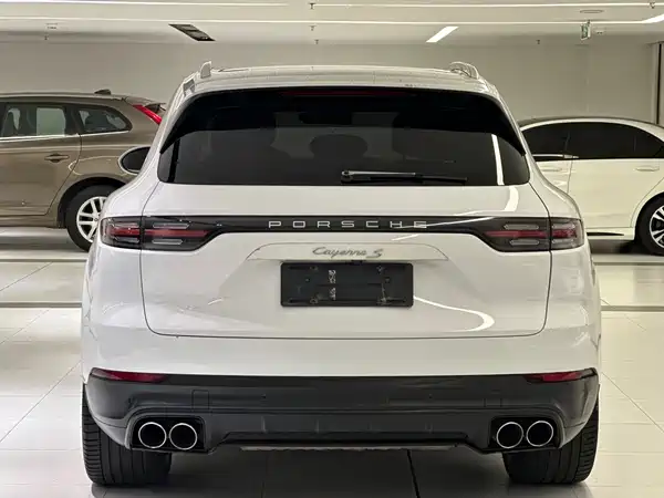 Porsche Cayenne 2019