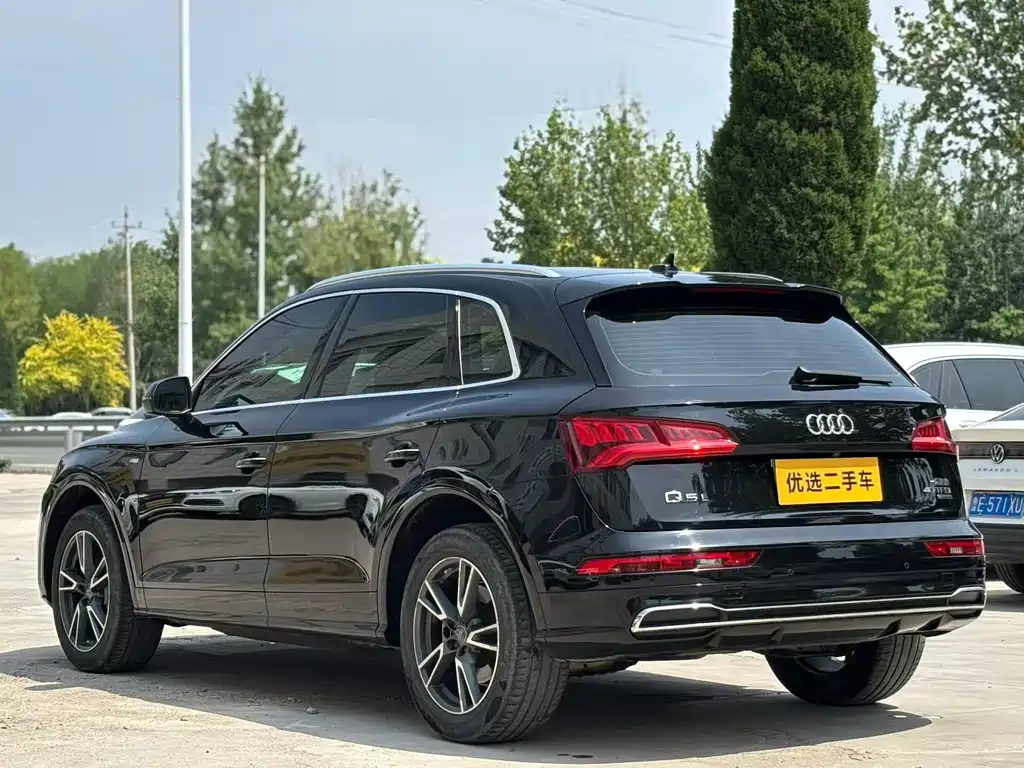 Audi Q5L 2021 — фото 4
