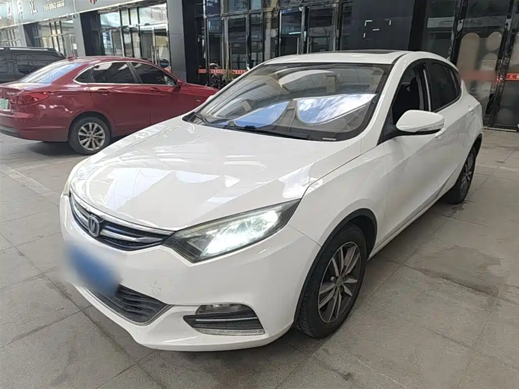 Changan Eado XT 2016 — фото 2