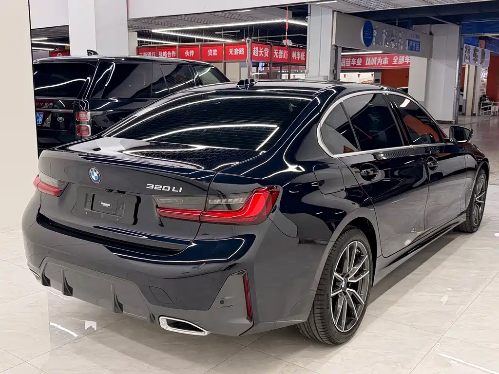 BMW 3 Series 2023