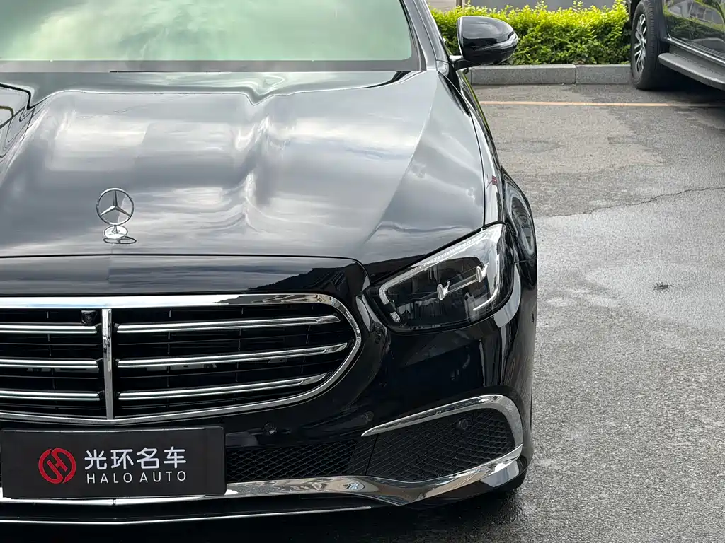 Mercedes-Benz E-Class 2022