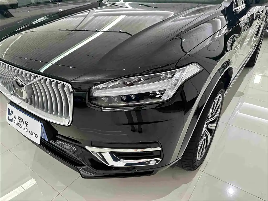 Volvo XC90 2025 — фото 3