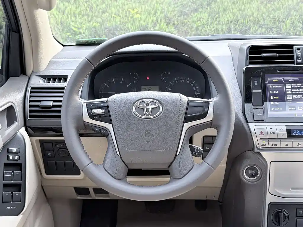Toyota Prado 2019 — фото 10