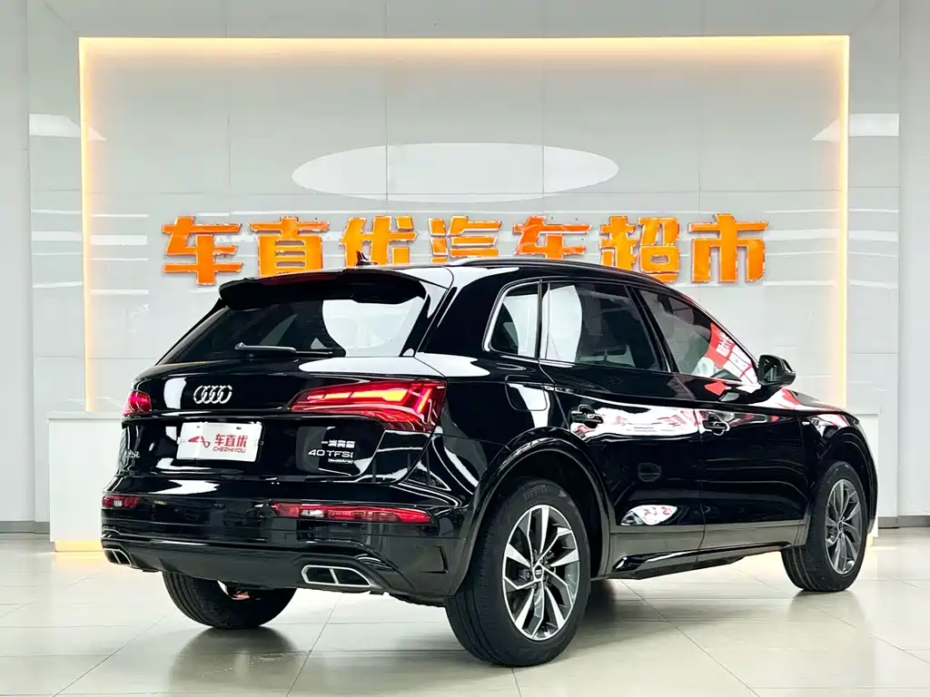 Audi Q5L 2023 — фото 5