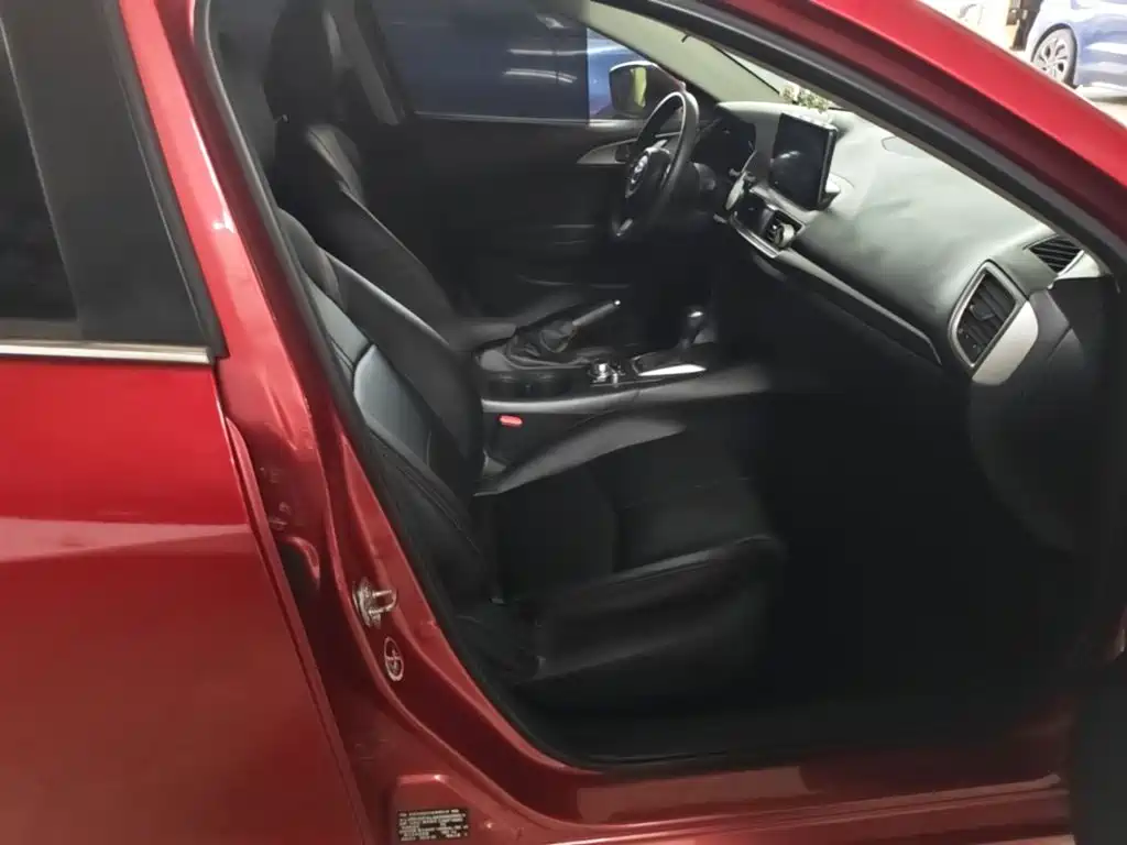 Mazda 3 Angkesela 2019 — фото 25