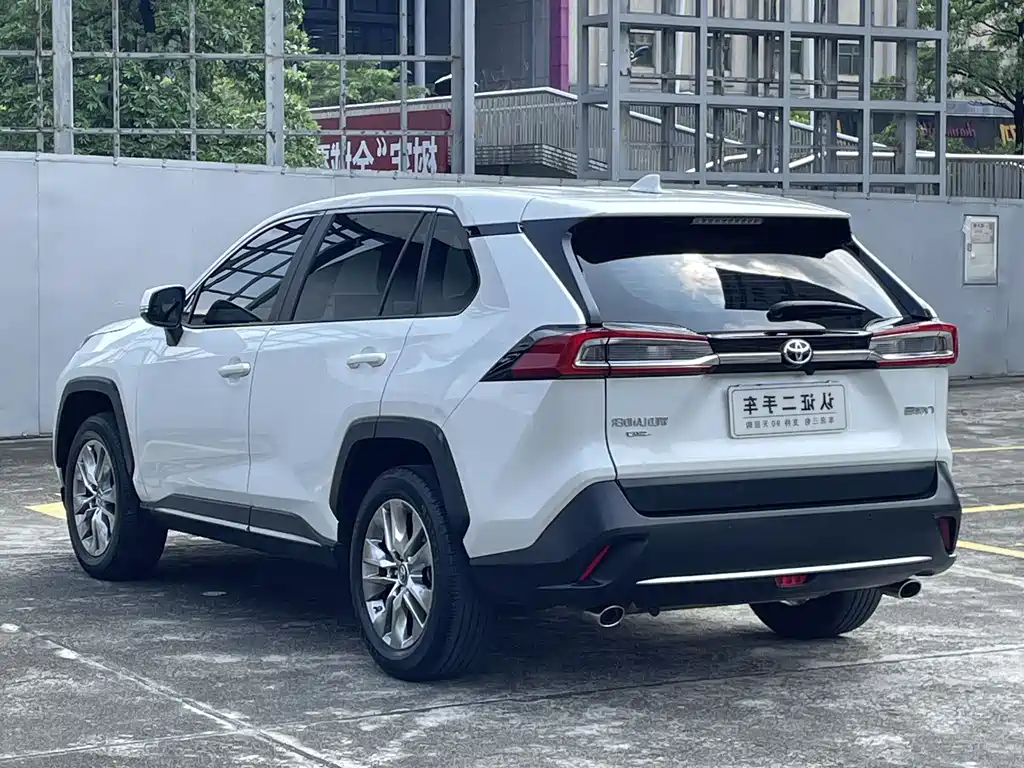 Toyota Wildlander 2023 — фото 30