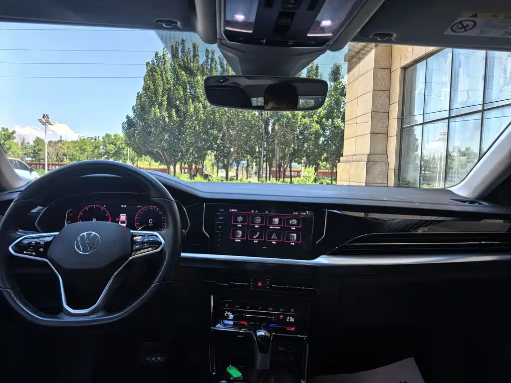 Volkswagen Passat 2022