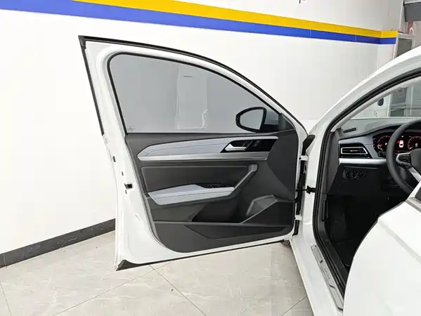 Volkswagen Lavida 2024