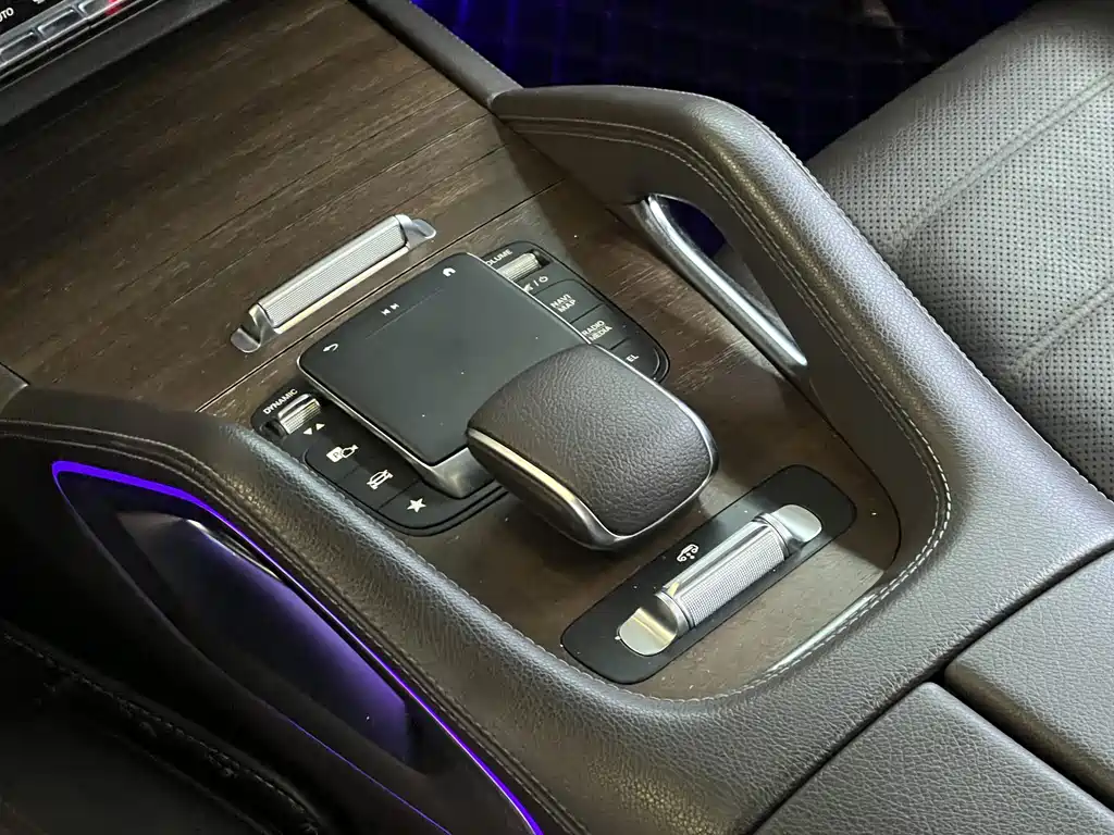 Mercedes-Benz GLS 2021 — фото 13