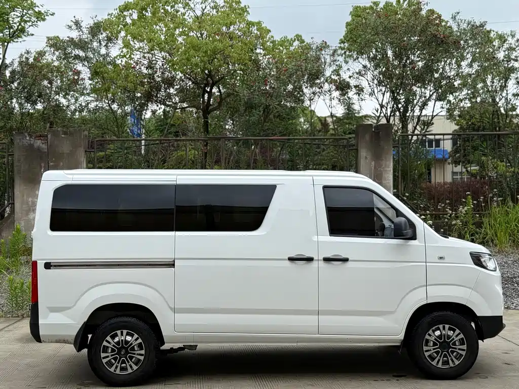 Karry Jiangtun E5 2025