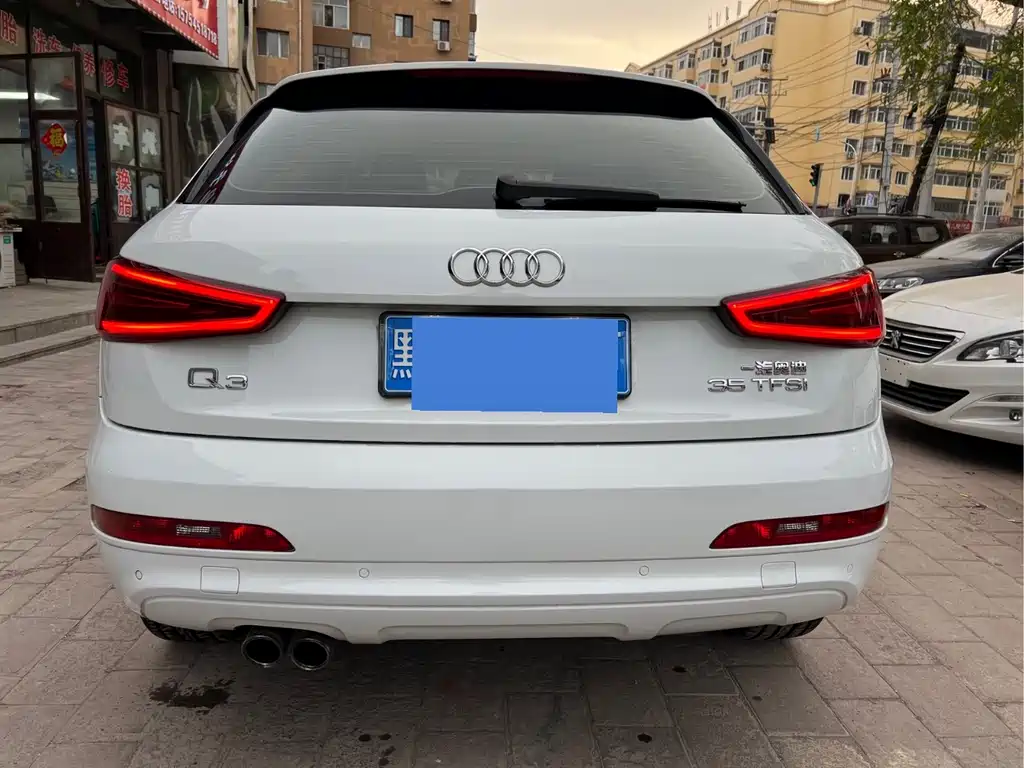 Audi Q3 2014