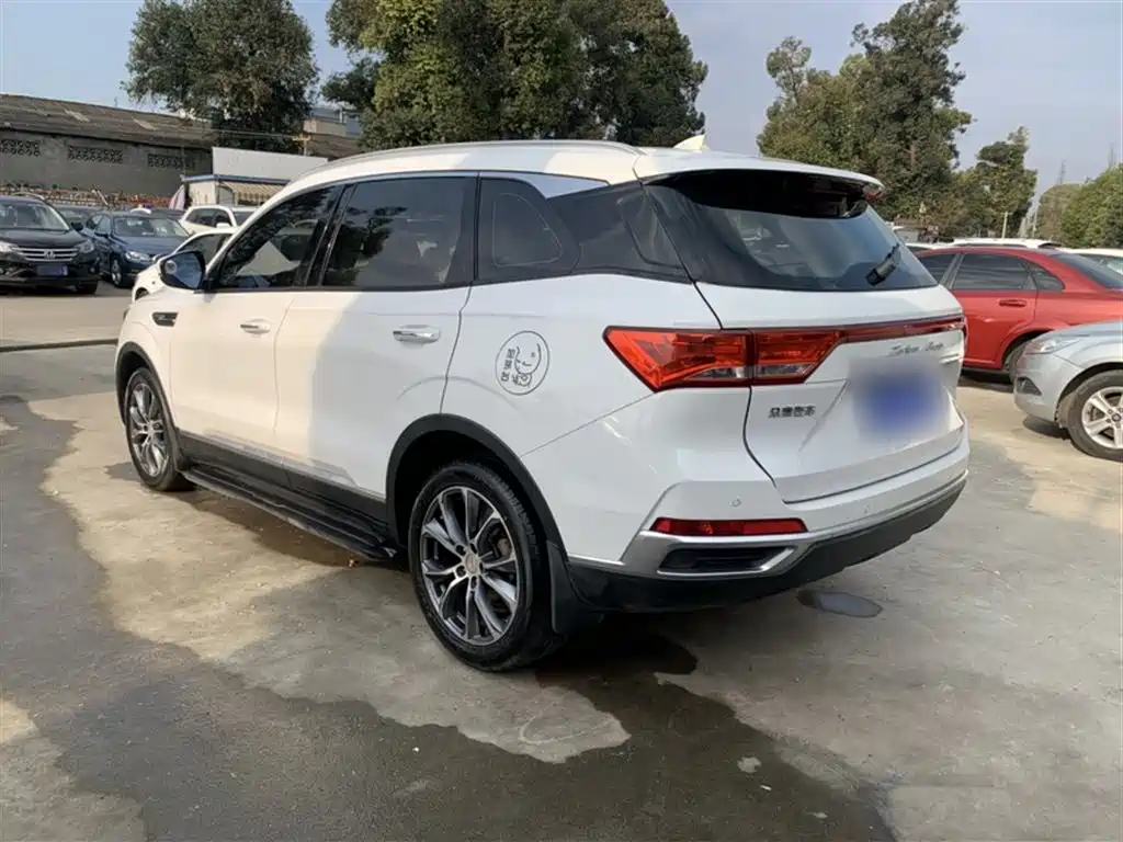 Zotye T500 2018 — фото 23