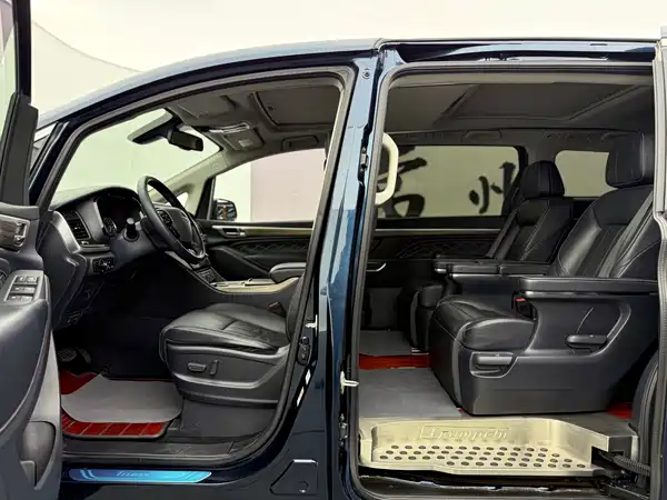 GAC Trumpchi M8 2020