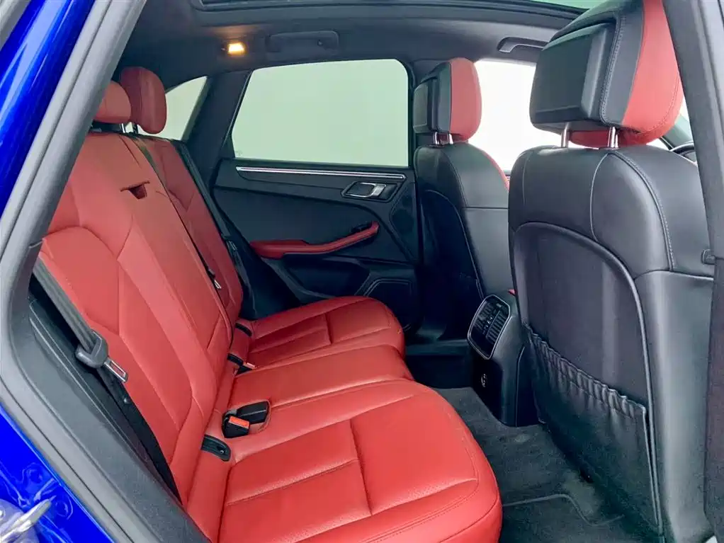 Porsche Macan 2020 — фото 16