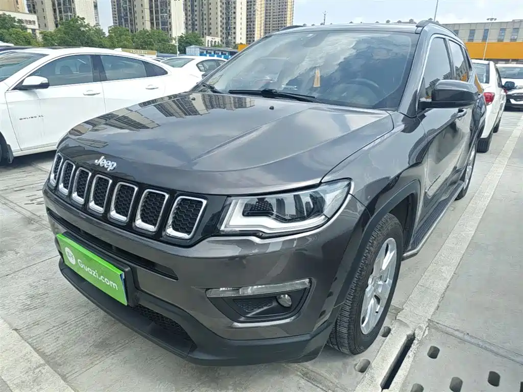Jeep Compass 2019 — фото 2