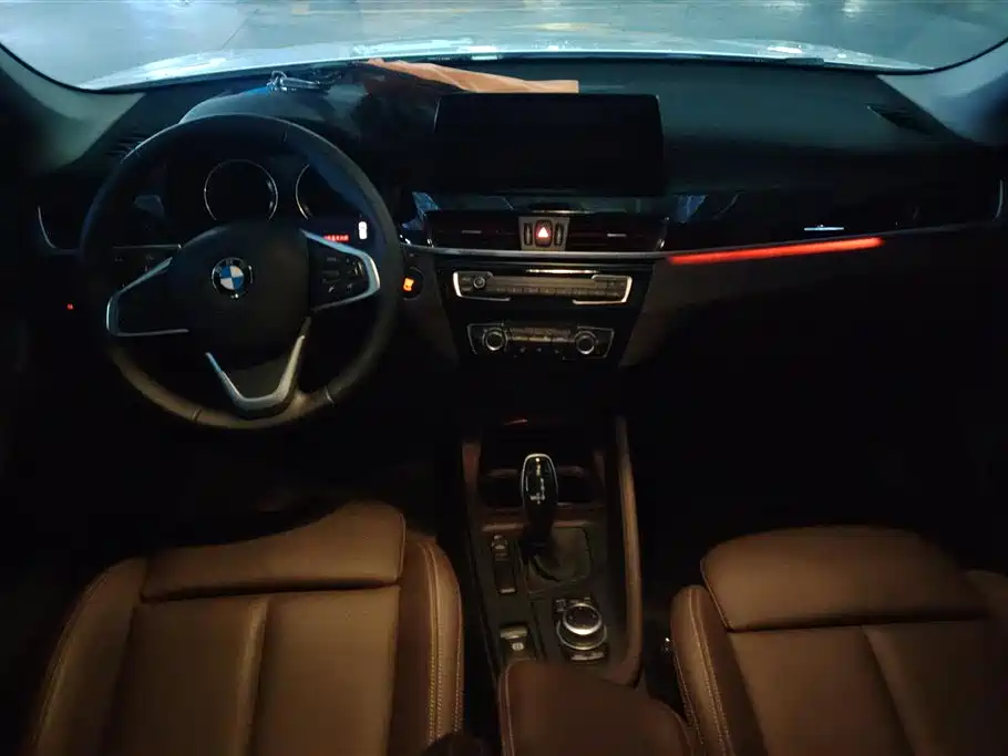 BMW X1 2021 — фото 12
