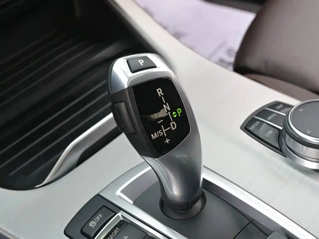 BMW X4 2017 — фото 14