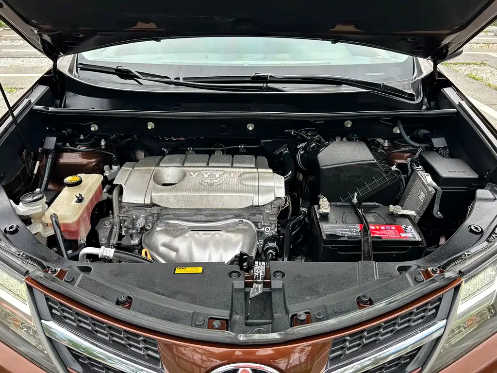 Toyota RAV4 2015