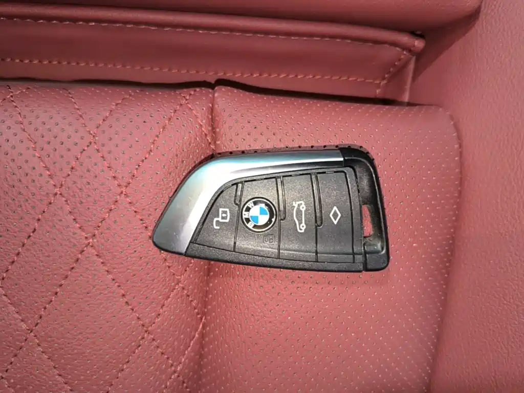 BMW i3 2024 — фото 9