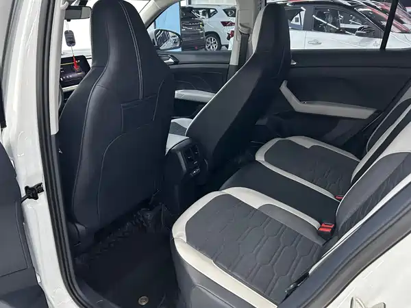 Volkswagen Tharu 2025