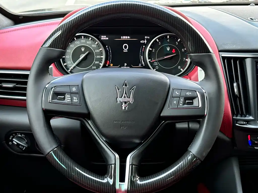 Maserati Levante 2021 — фото 17
