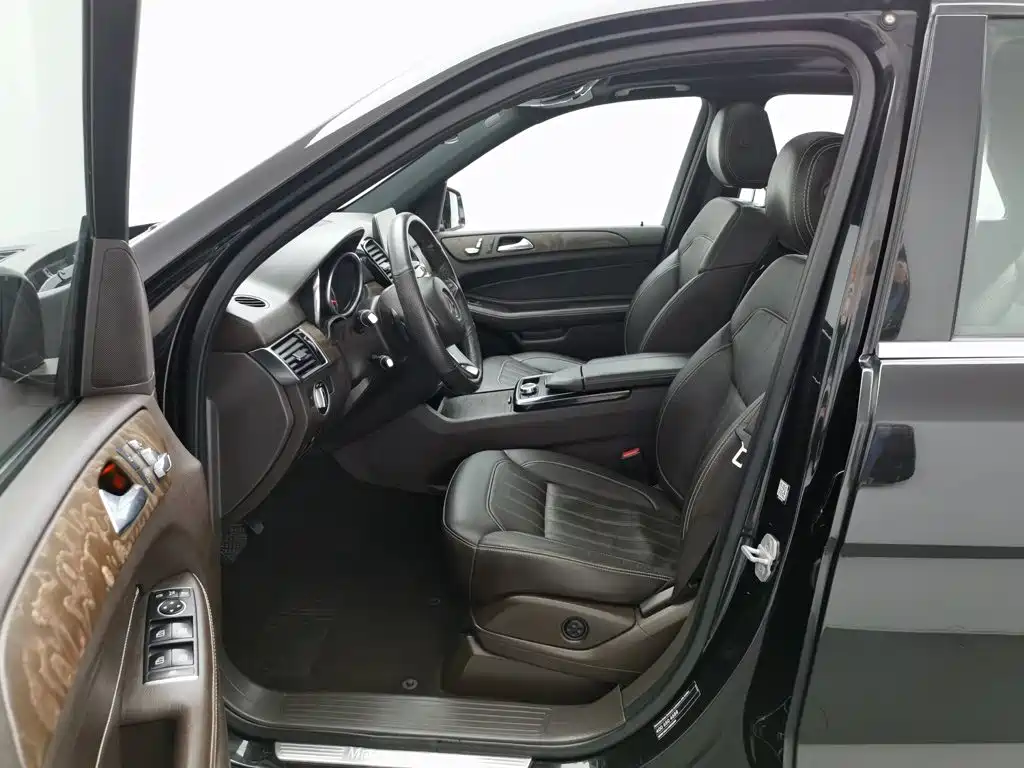 Mercedes-Benz GLE 2016 — фото 10