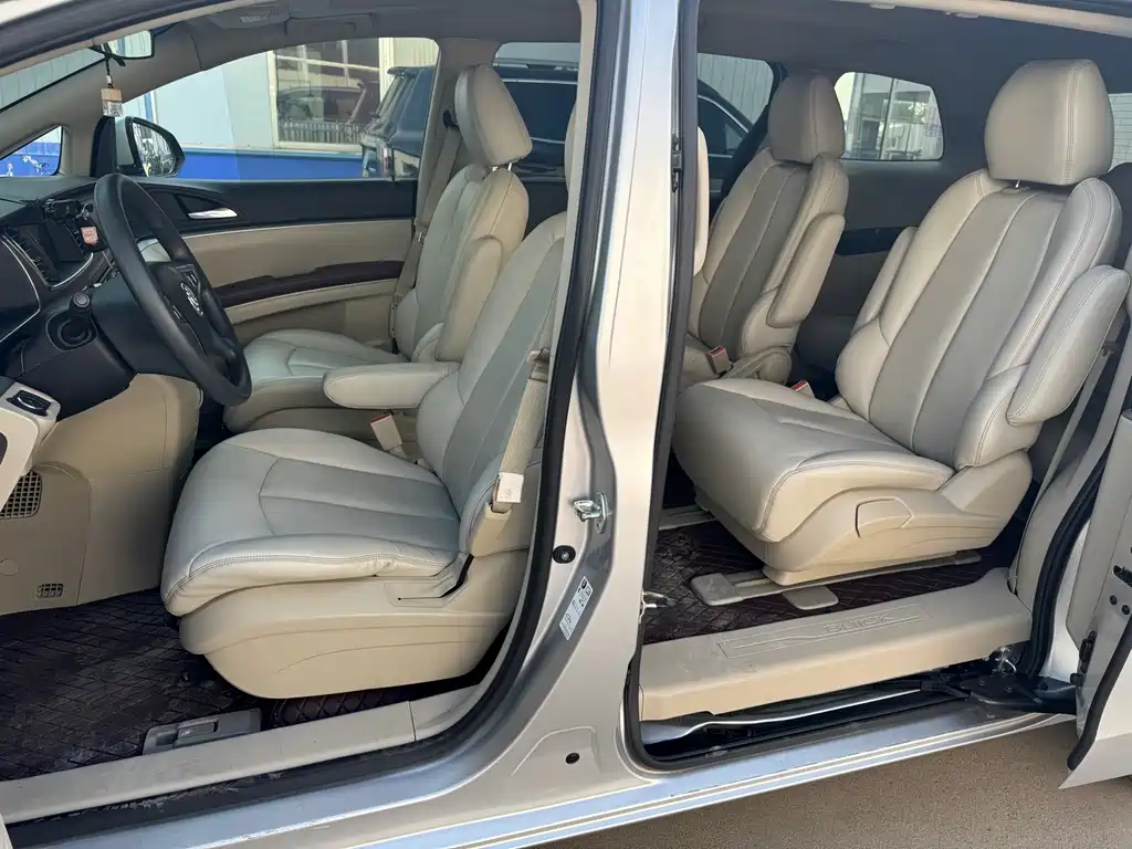 Buick GL8 2014