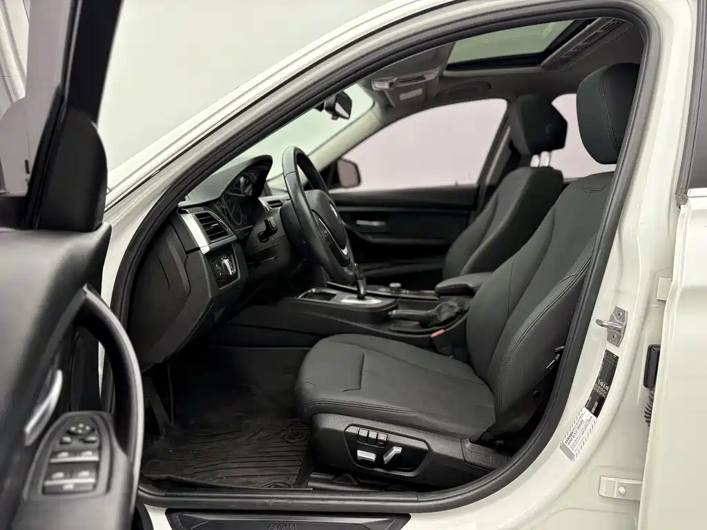 BMW 3 Series 2017