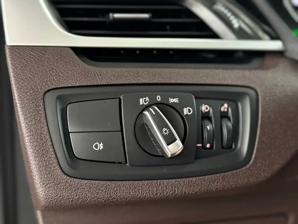 BMW X1 2021 — фото 19