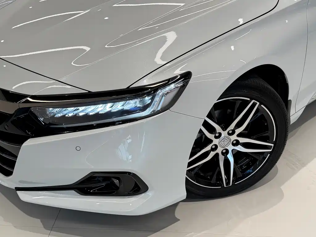 Honda Accord 2022 — фото 12
