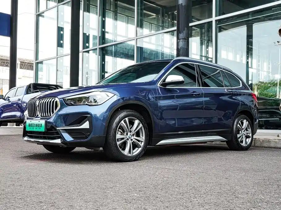 BMW X1 New Energy 2021 — фото 1
