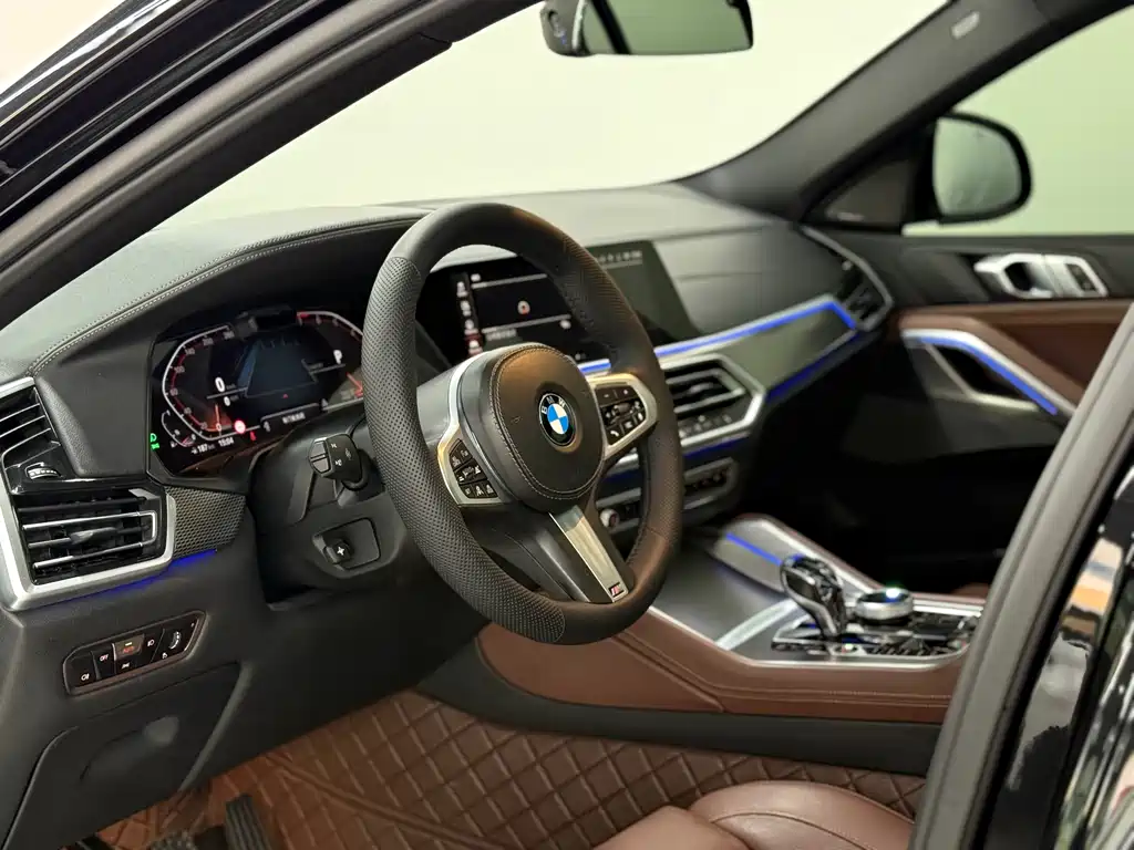 BMW X6 2022 — фото 10