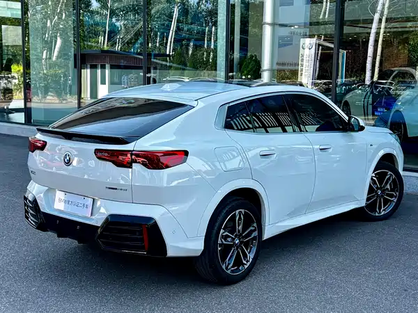 BMW X2 2024