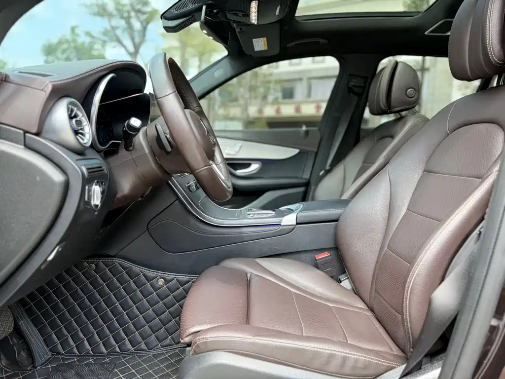 Mercedes-Benz GLC 2021