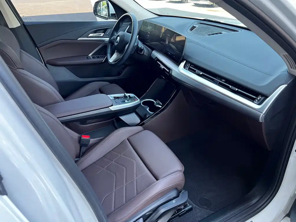 BMW X2 2024 — фото 12